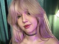 beautiful girlcam LucyStars