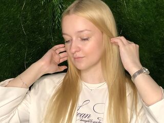 hot naked cam girl MadalineStehlik