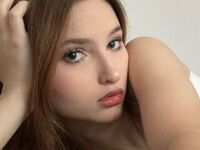 camwhore live MadelynWealer