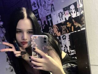 fingering webcam girl MaishaHanawalt