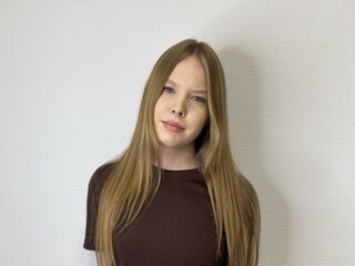 nude cam girl photo MariSeason