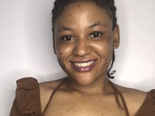 camgirl playing with dildo MaryKelvin