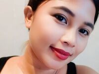 webcam girl chatroom MeaBella