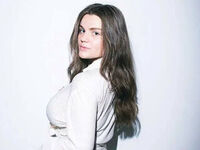 camwhore shaved pussy MelaniMell