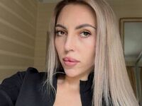 cam chatroom MelisaDee