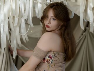 camslut spreading pussy MoonBrittany