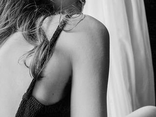 adult nude chat RemaRoy