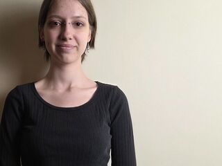 masturbating camgirl SalenaWalin