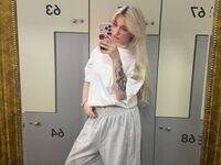 camgirl showing pussy ScarlettAndreula