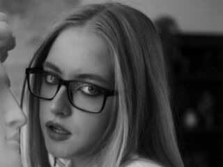 free camsex SheliaEdwards