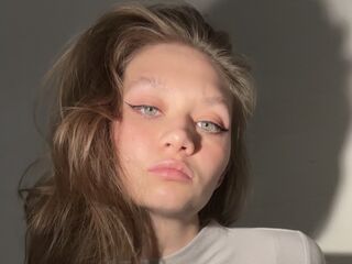 fingering girl webcam  TawanaHyers
