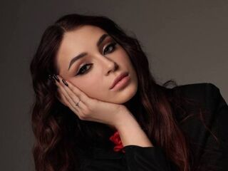 live-chat TawnyaDelap