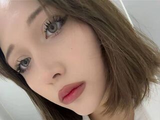 fingering camgirl VanBobic