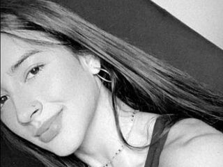 beautiful webcamgirl VelvetValery