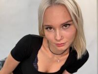 naughty cam girl fingering pussy VeronaDarakjy