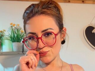 sexy camgirl chat VictoriaFalon