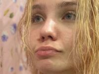 hardcore webcam YallyGreen