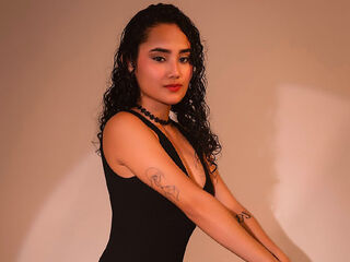 chat room free ZelynNoir